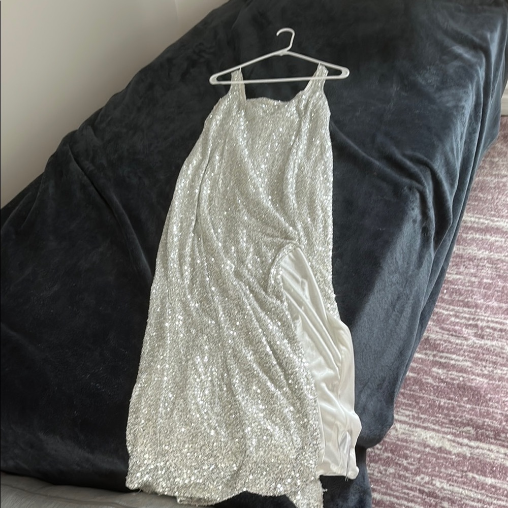 Club L London Elegant Silver Sequin Dress